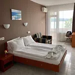 Plovdiv מלון פרימורסקו