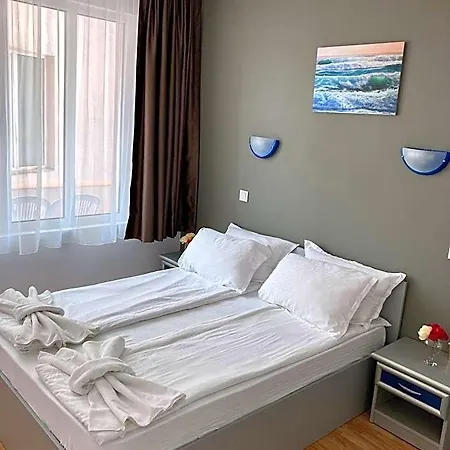 Plovdiv מלון 2*